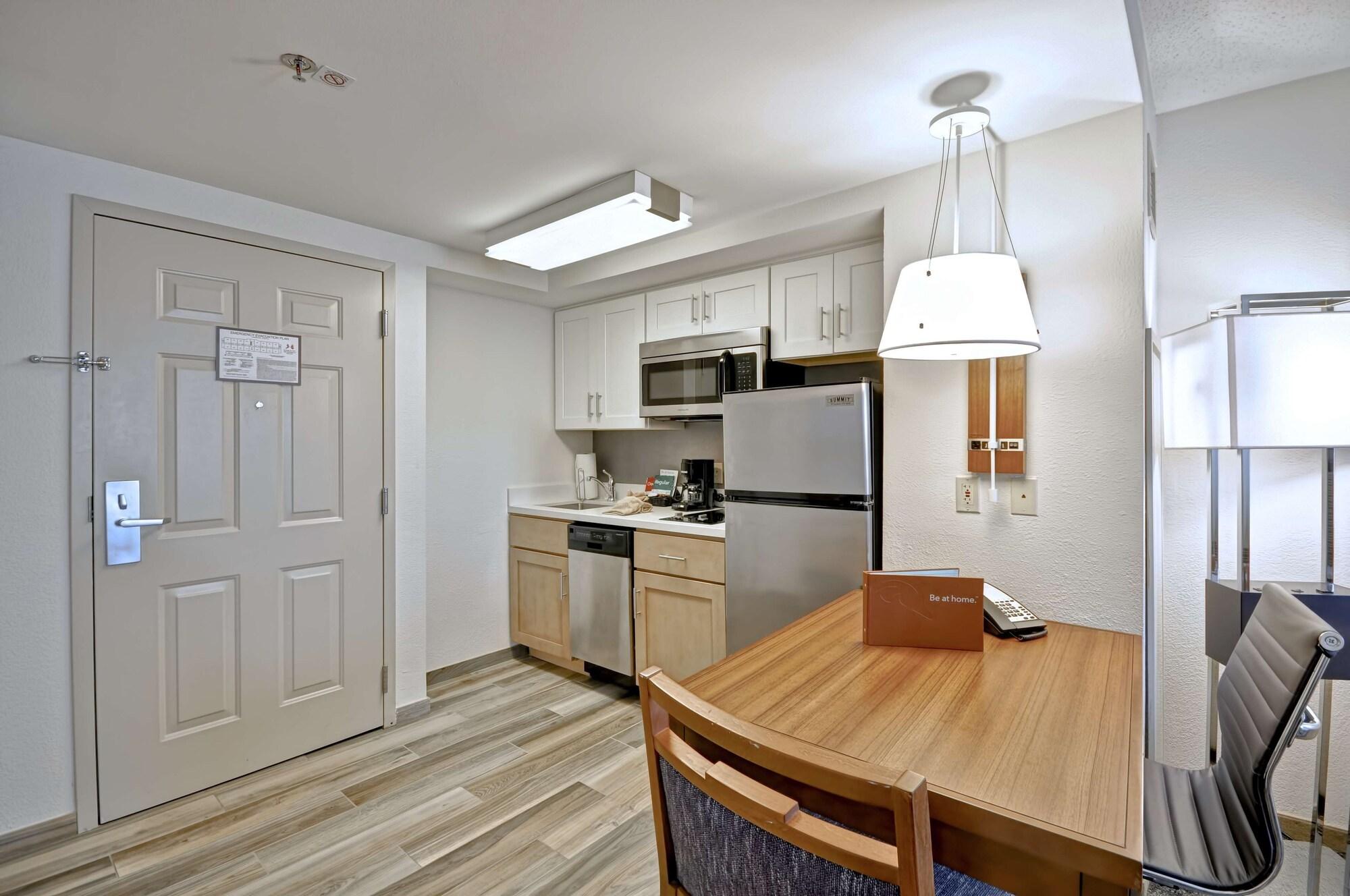 Homewood Suites By Hilton Boston - Peabody Exterior photo