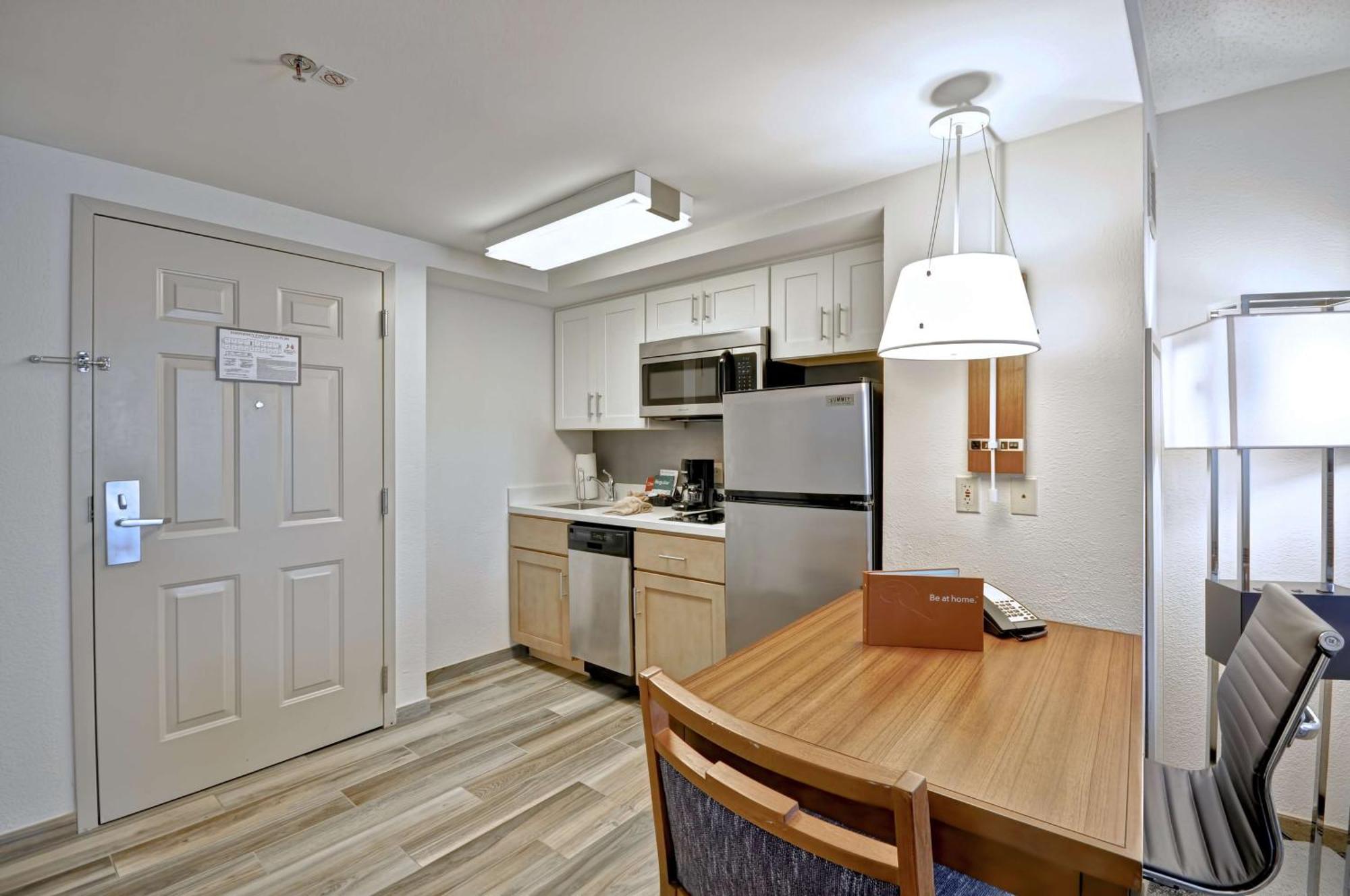 Homewood Suites By Hilton Boston - Peabody Exterior photo