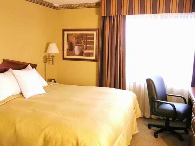 Homewood Suites By Hilton Boston - Peabody Room photo